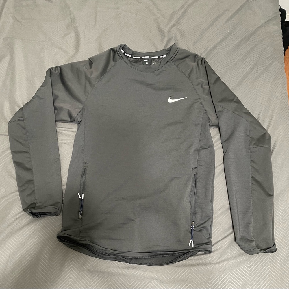 Nike Sweater Long Sleeves